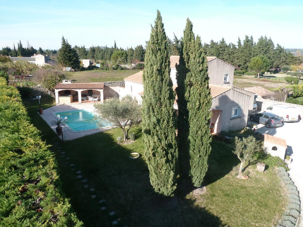 Les chambres d'hôtes d'Eloïse, piscine privée Aramon Exterior foto